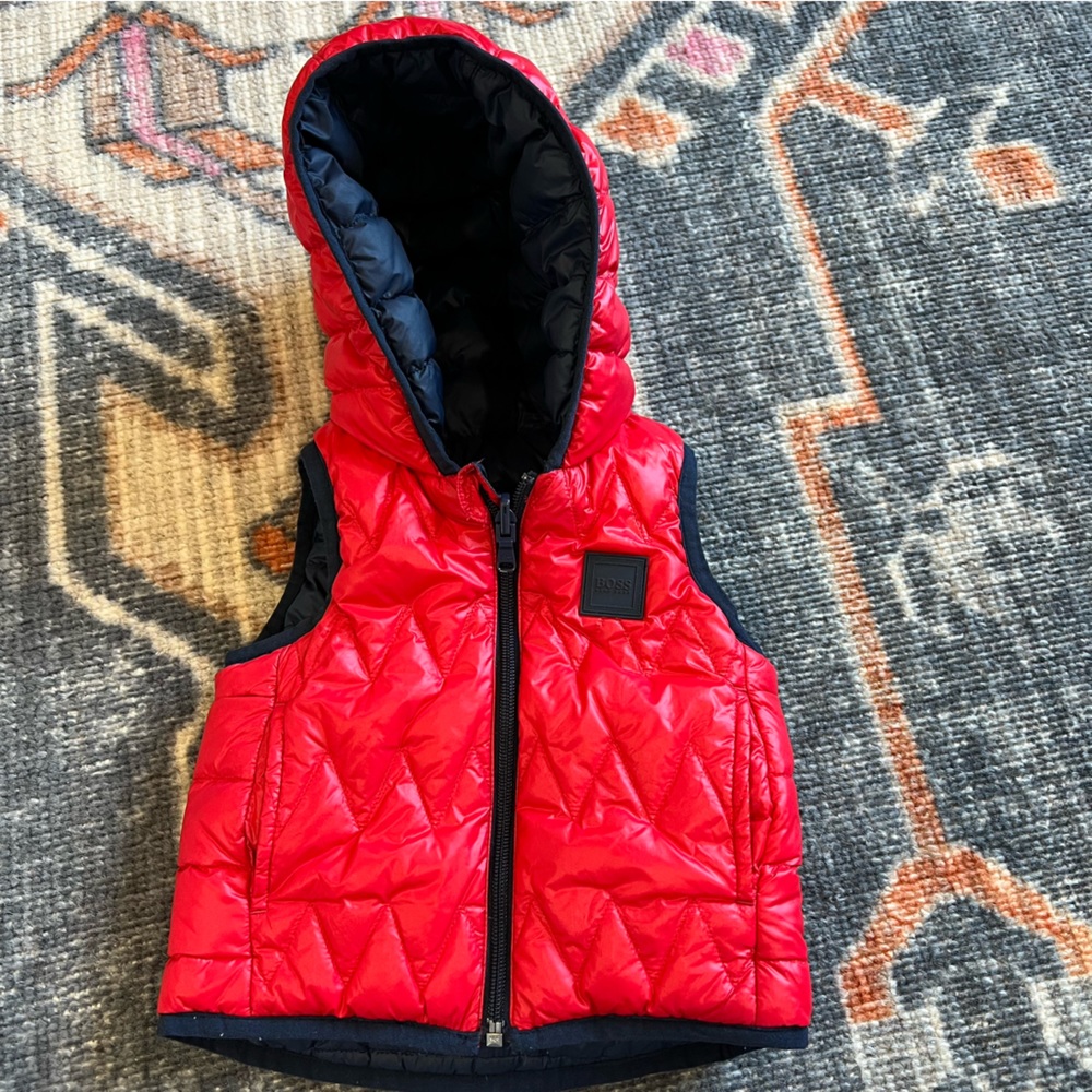 Boss Hugo Boss Reversible Red & Navy Sleeveless Jacket Baby 12 M 74